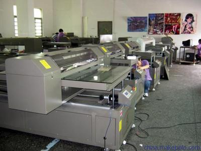 桐城吸附面板分區(qū)操作 悠遠萬能彩印機的高效節(jié)能之道